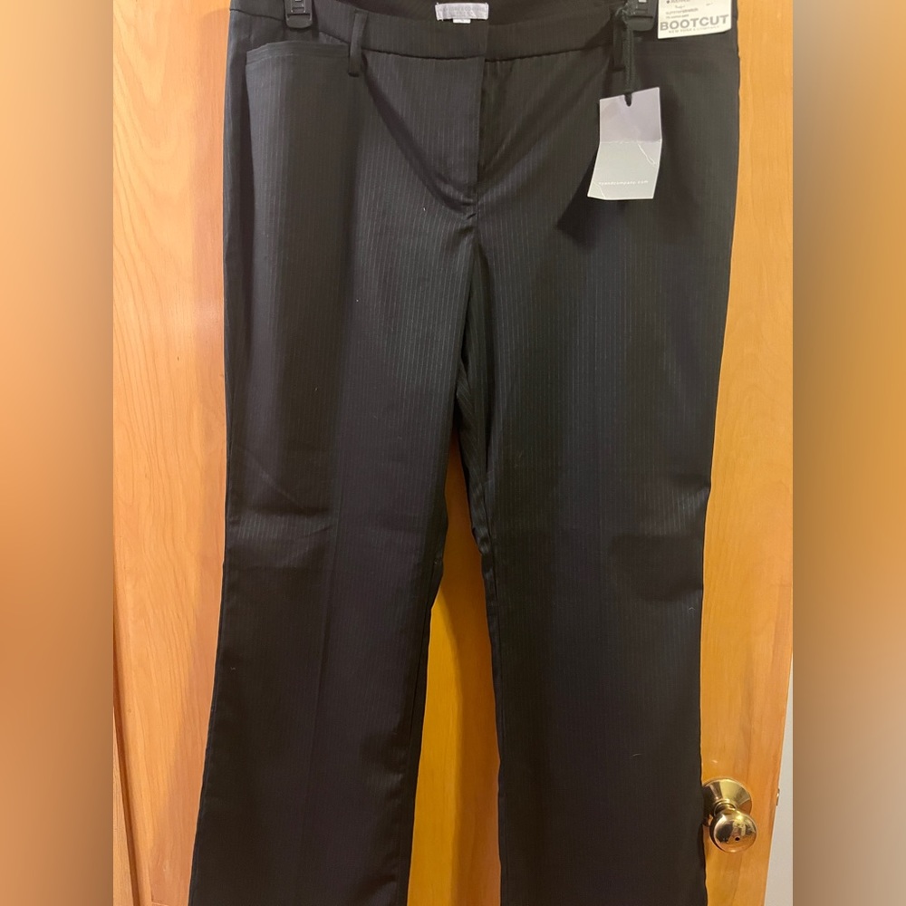 NEW YORK & Co, Size 18- Black Pinstriped, BootCut, Average midrise, stretch pant